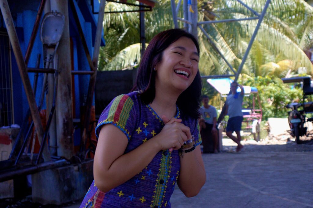 Councilor Yvy Emano turned over 100 chairs to the Lapasan Urban Poor Slum Upgrading Project 2 - Padayon Pilipino| padayn.com.ph 548282503 806314051916919 6014059583127183441 n - Padayon Pilipino | padayn.com.ph