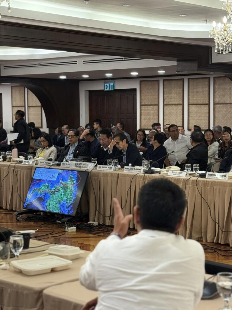 𝐃𝐄𝐏𝐀𝐑𝐓𝐌𝐄𝐍𝐓 𝐎𝐅 𝐏𝐔𝐁𝐋𝐈𝐂 𝐖𝐎𝐑𝐊𝐒 𝐀𝐍𝐃 𝐇𝐈𝐆𝐇𝐖𝐀𝐘𝐒 (𝐃𝐏𝐖𝐇) 𝐁𝐔𝐃𝐆𝐄𝐓 𝐃𝐄𝐋𝐈𝐁𝐄𝐑𝐀𝐓𝐈𝐎𝐍𝐒 3 - Padayon Pilipino| padayn.com.ph 548307994 1338238260992334 3841646927662053736 n - Padayon Pilipino | padayn.com.ph